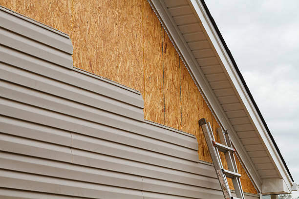 24/7 Emergency Vinyl Siding experts in Hampton, TN